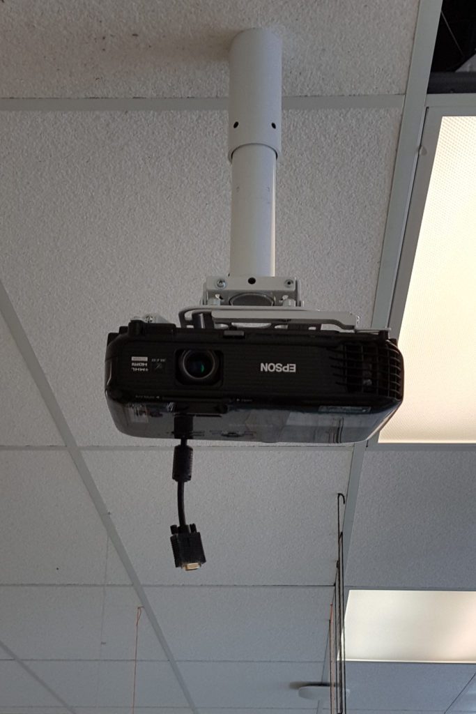 projector mounted to ceiling