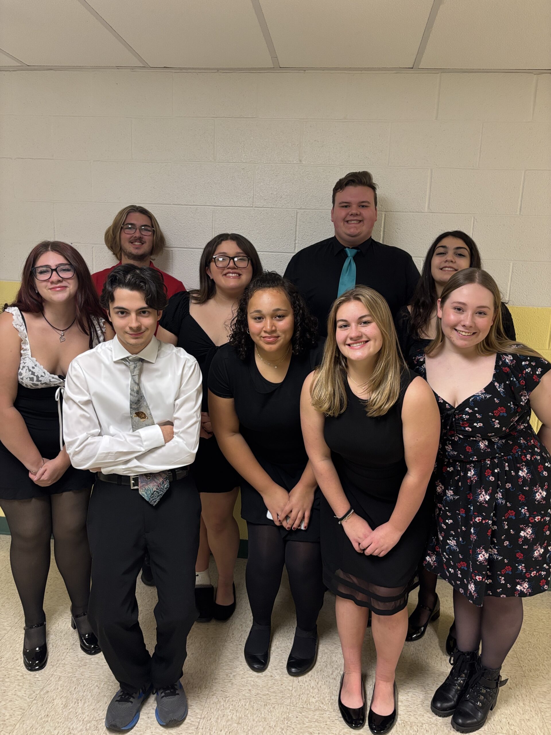 group photo of high school vocal members