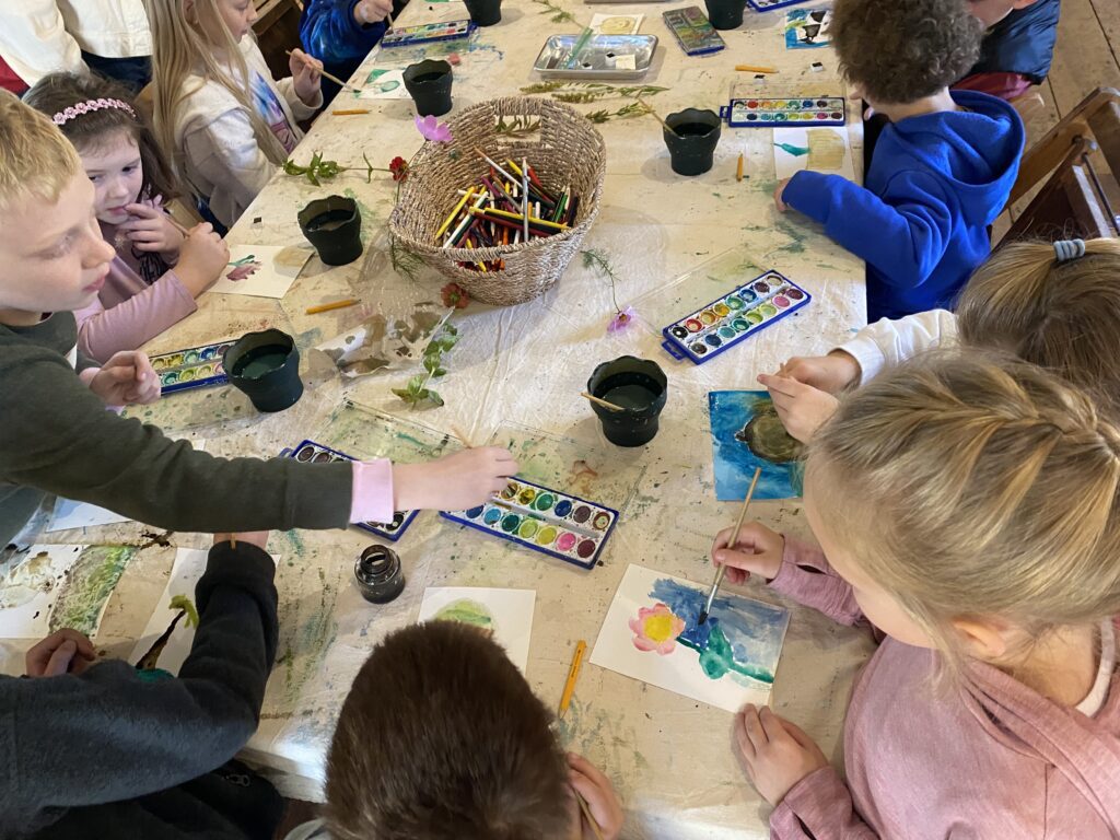 studentrs creating crafts